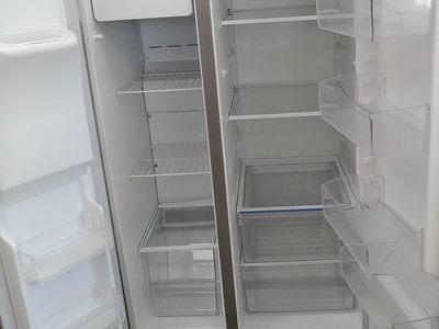 Stainless Steel 25 cf Side by Side~Works Great~90 Day Guarantee
