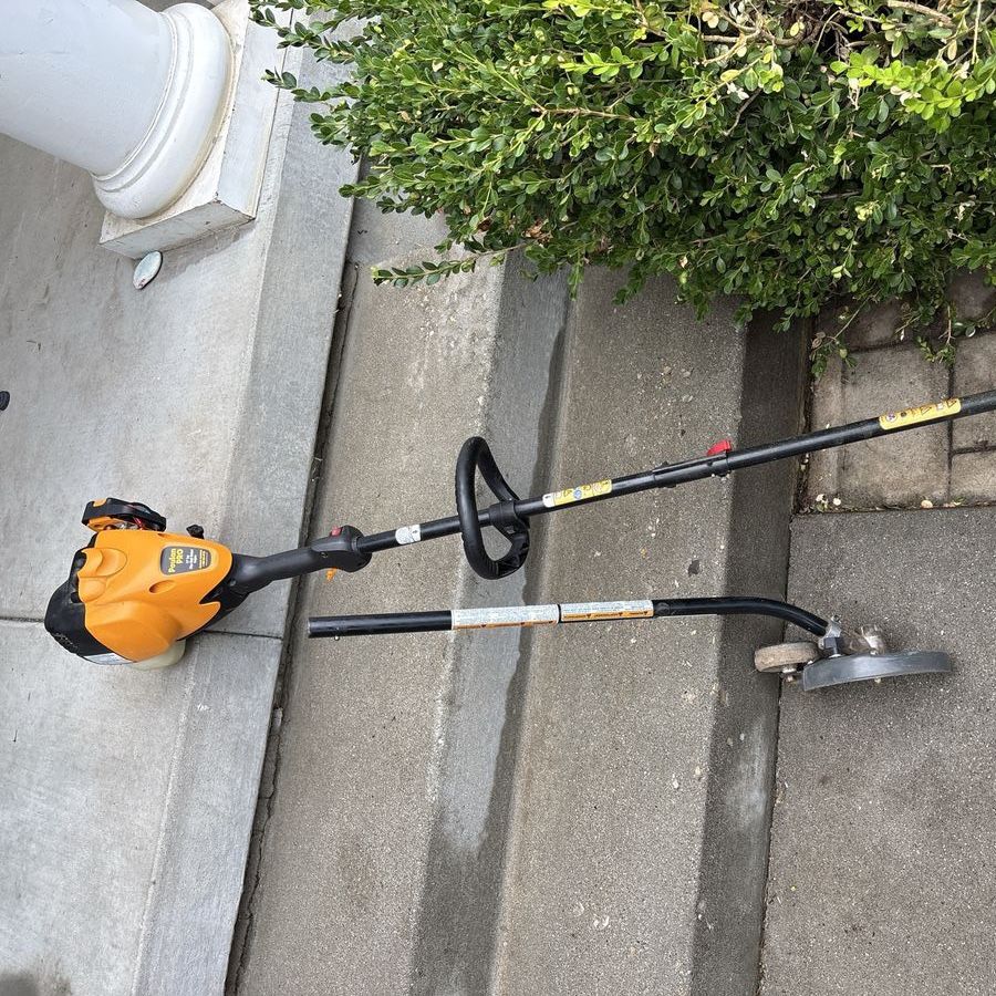 Straight Shaft Poulan Pro 17" Gas String Trimmer with Edger Attachment