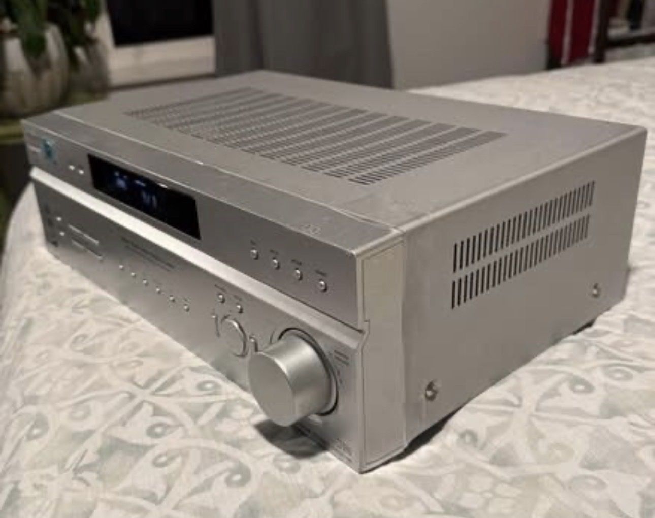 Sony STR K675  5.1 Channel .