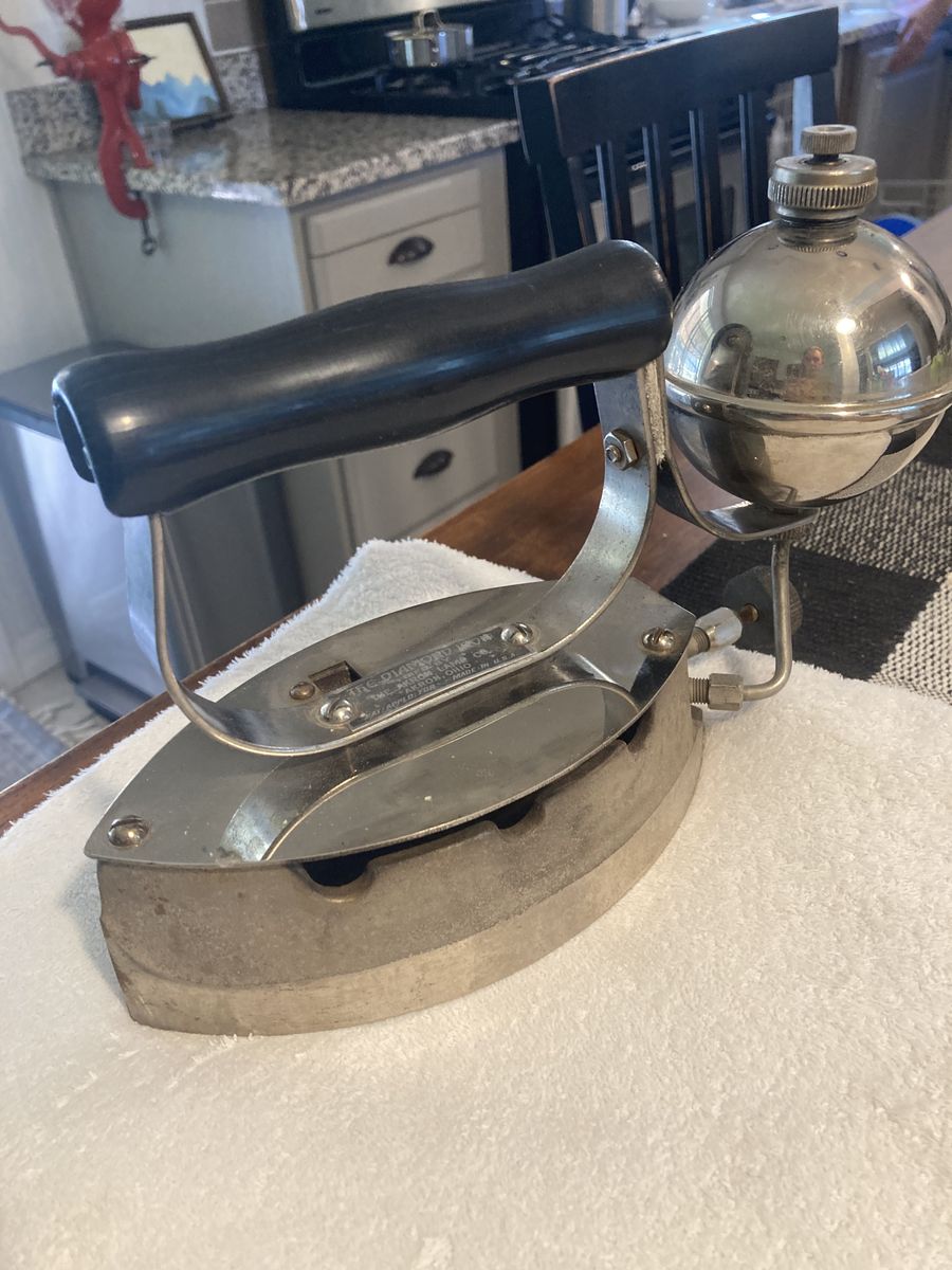 ANTIQUE REALLY COOL GAS OR KEROSENE IRON