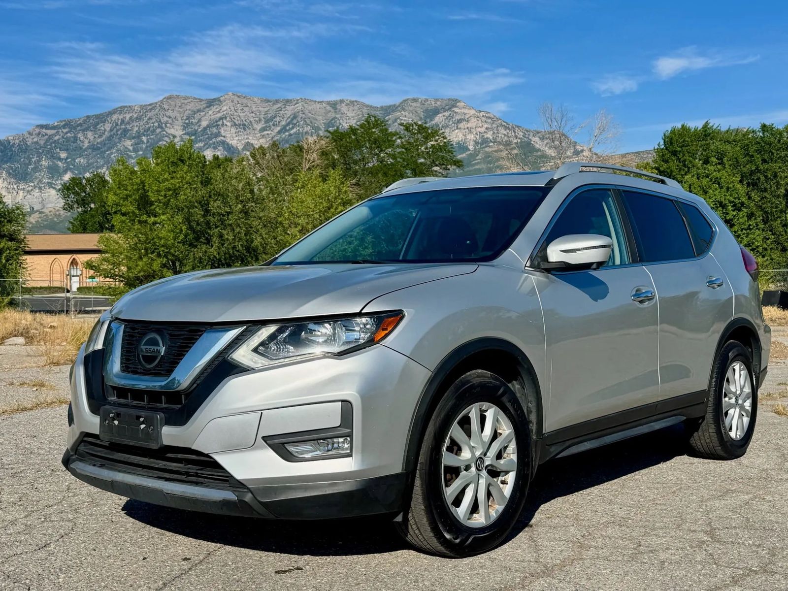 2018 Nissan Rogue SV