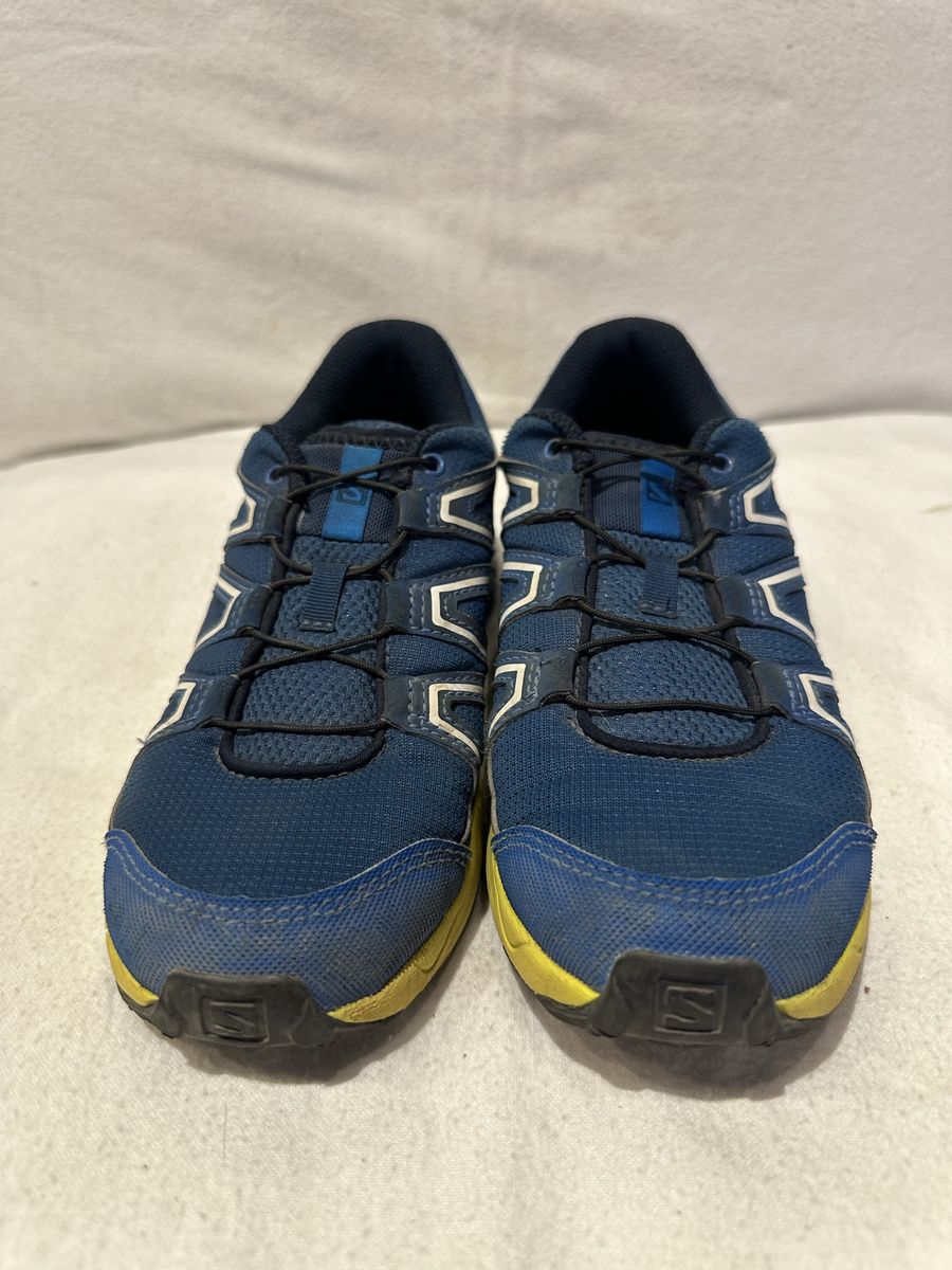 Salomon youth size 2 speed cross Navy with yellow trim trail shoes