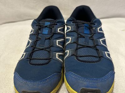 Salomon youth size 2 speed cross Navy with yellow trim trail shoes