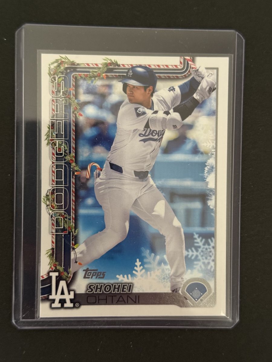 Topps Holiday 2025 Shohei Ohtani Parallel