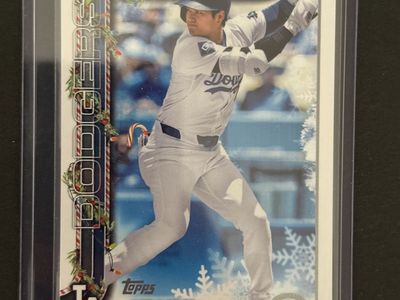 Topps Holiday 2025 Shohei Ohtani Parallel