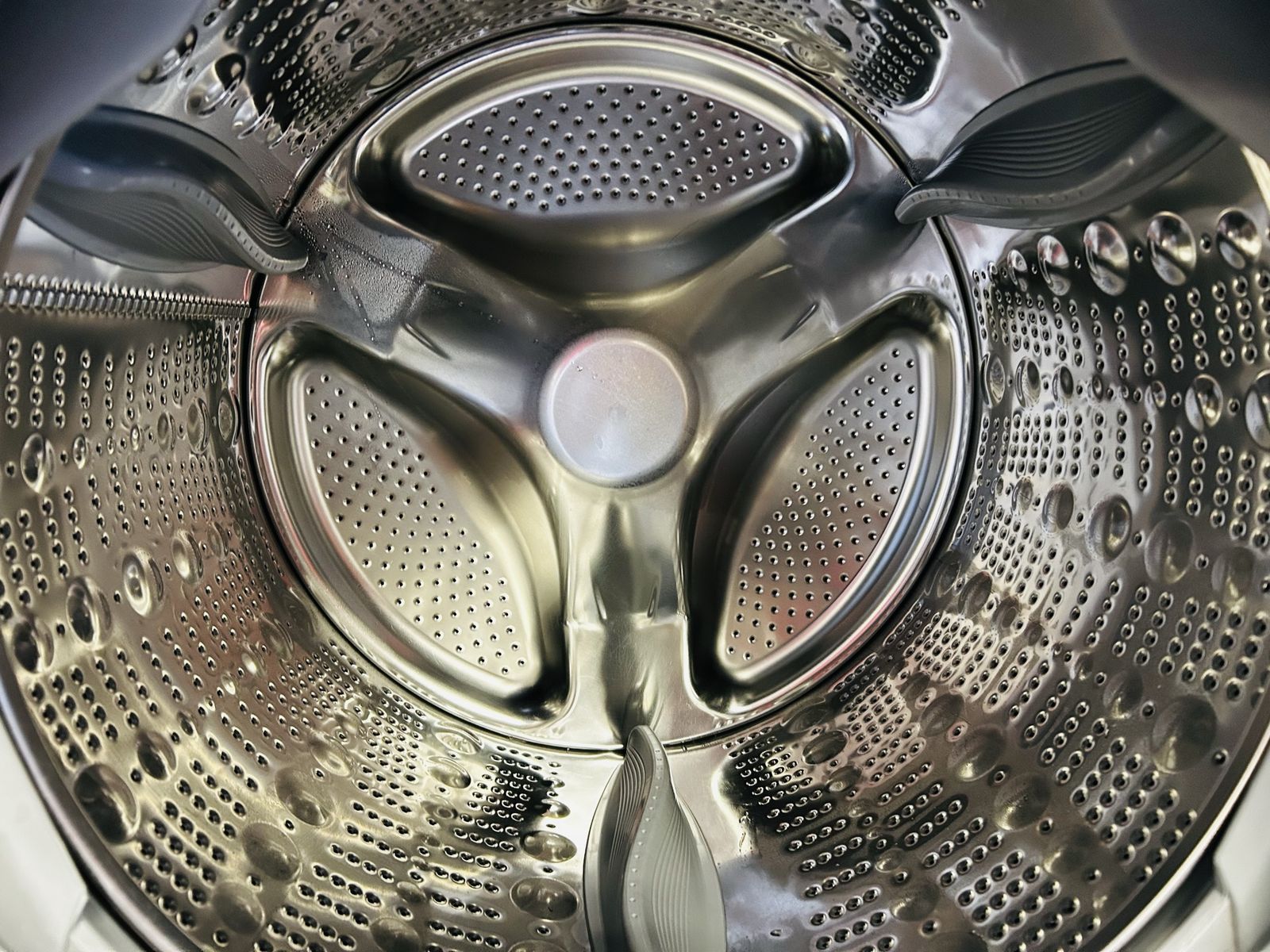 Main image 3