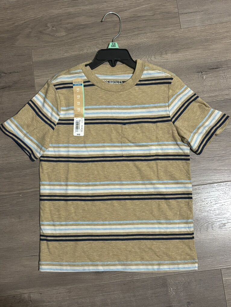 New Boys Shirt Size 6/7