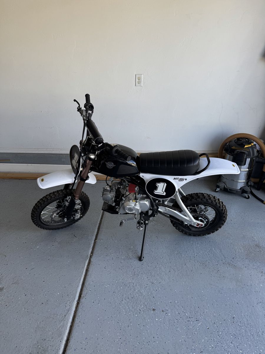 Buscadero Pit Bike 110