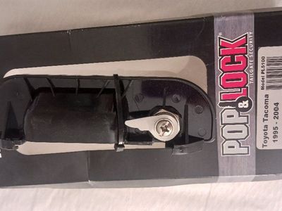 Toyota Tacoma 2001-2004 Lock and headlight filler