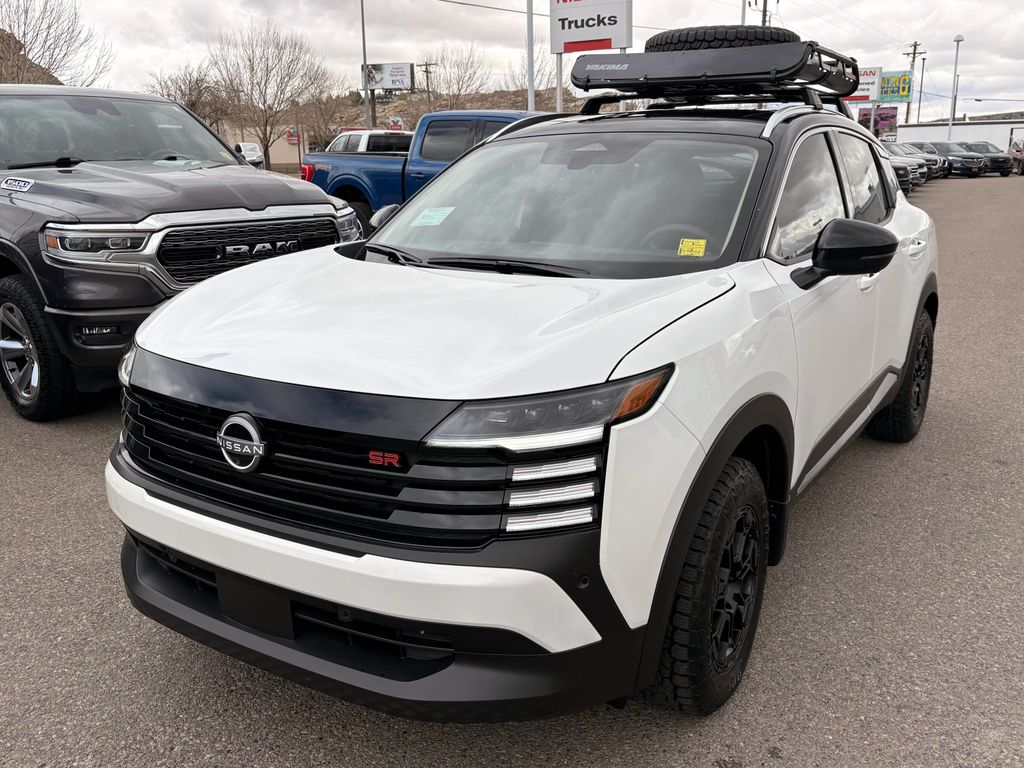 2026 Nissan Kicks SR