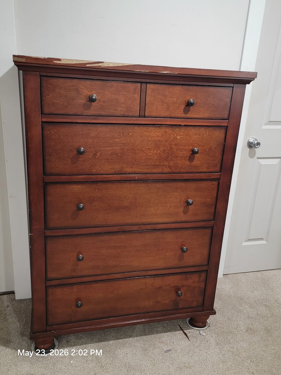 Main image 5