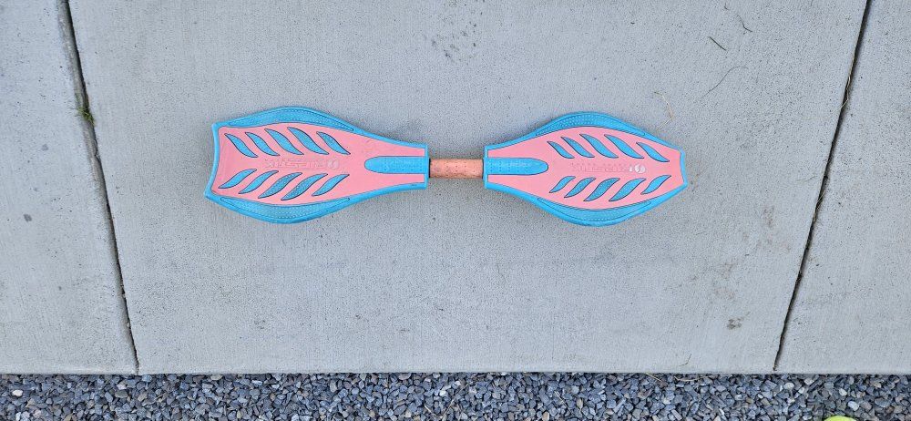 Razor Ripstik Caster Board Blue and Pink Used
