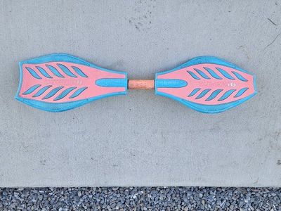 Razor Ripstik Caster Board Blue and Pink Used