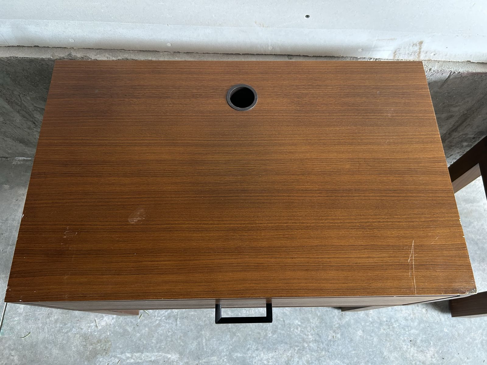 Main image 3