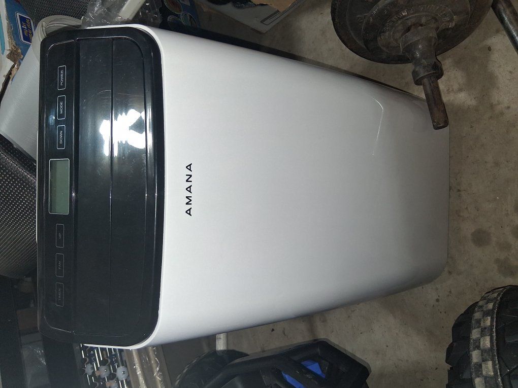 Amana Portable A/C Unit