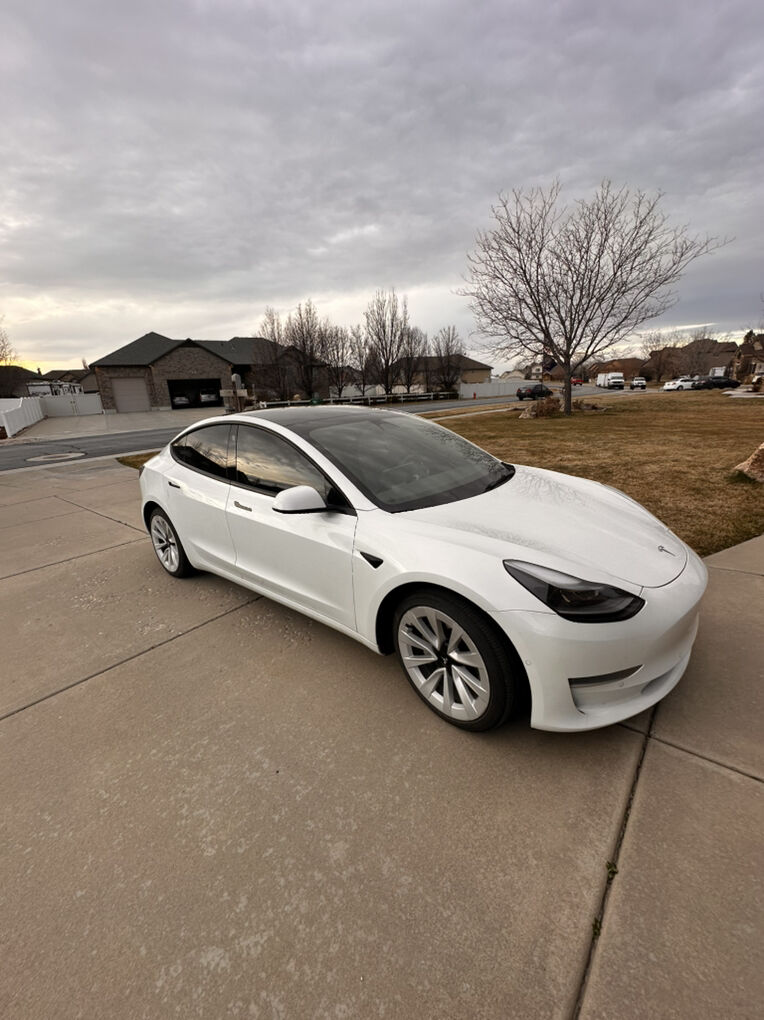 2022 TESLA MODEL 3 Long Range AWD
