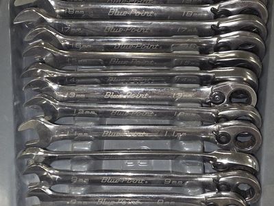 Blue-Point Ratcheting Wrench Set - Metric 9mm-19mm - 10-Piece Combination Wrenches