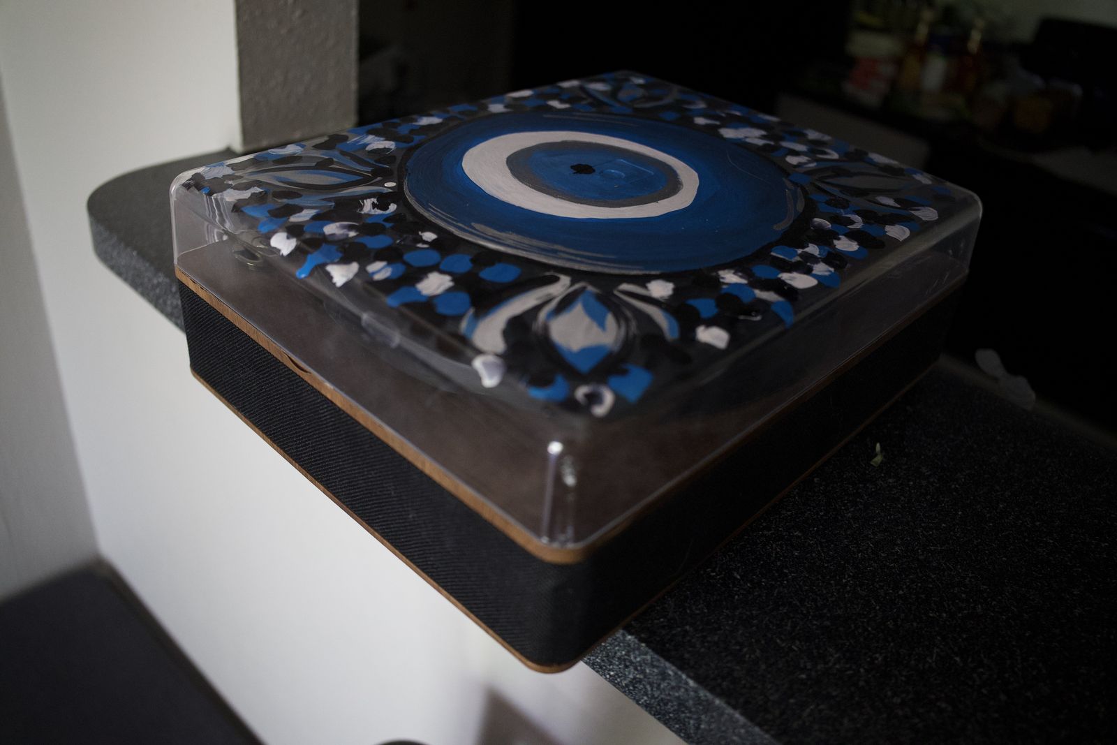 Working Vinyl Turntable with replaceable cartridge