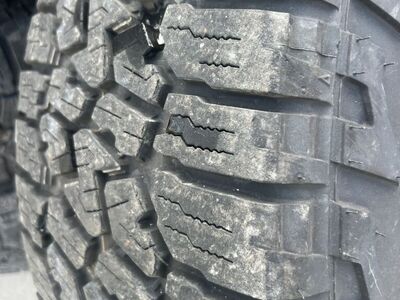Falkin Wildpeek At3/w 275/60r20
