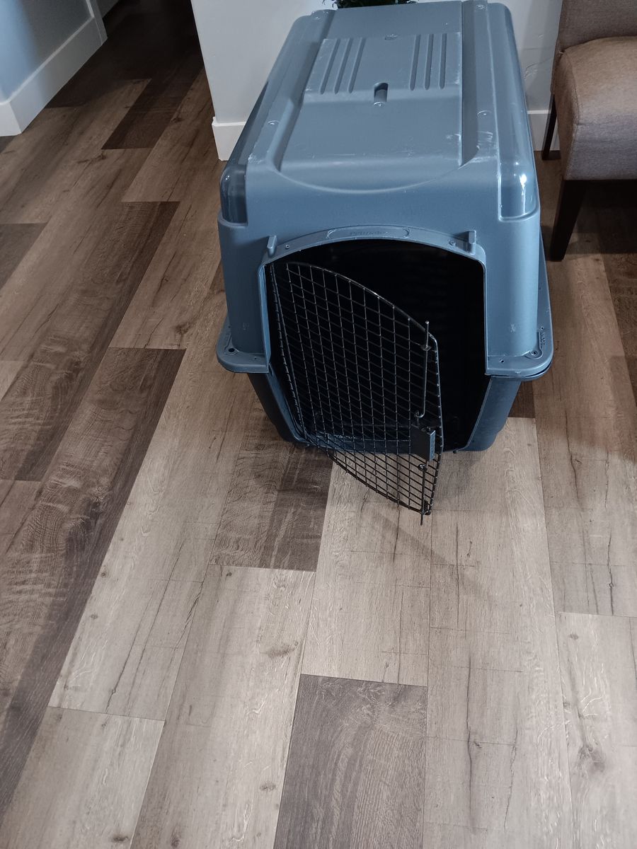 Large Kennel 40" for dog 70-90 lbs