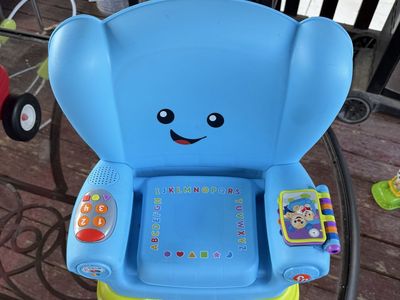 Fisher-Price Laugh & Learn Smart Stages Chair Blue Interactive Learning Toddler Toy