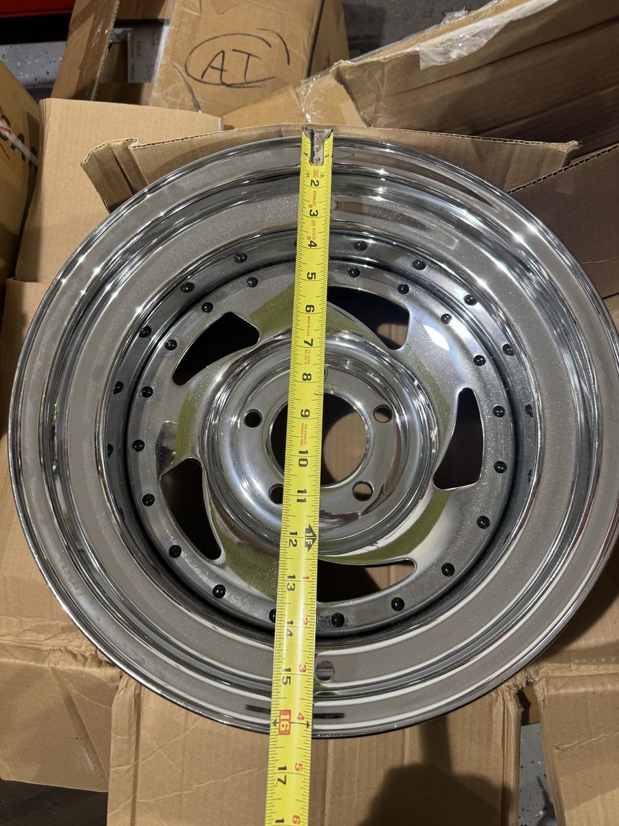 U.S. Wheel 26 Series Chrome Blade Wheel 15x7 (USW-26-5734)