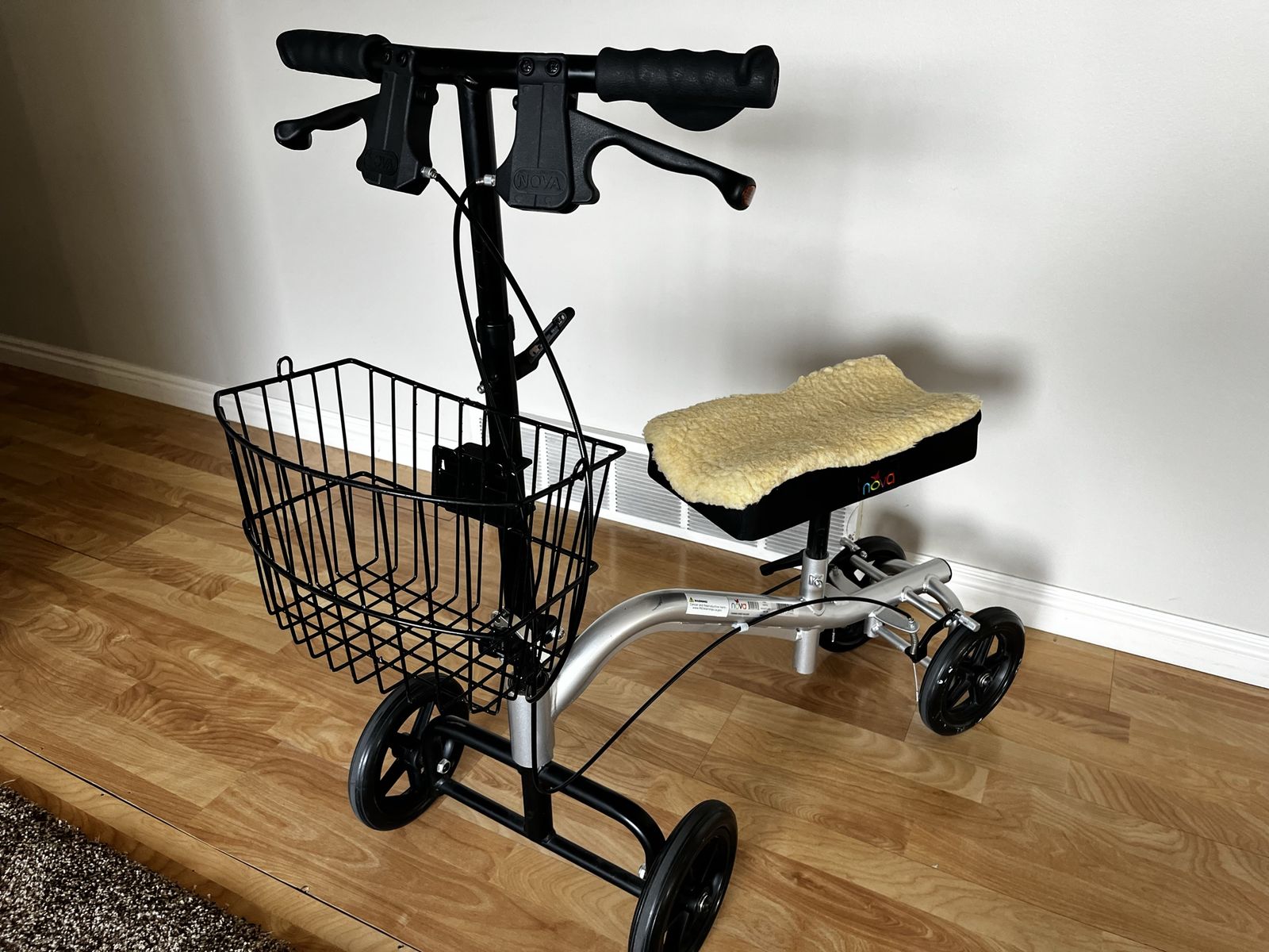 Nova Knee Bike