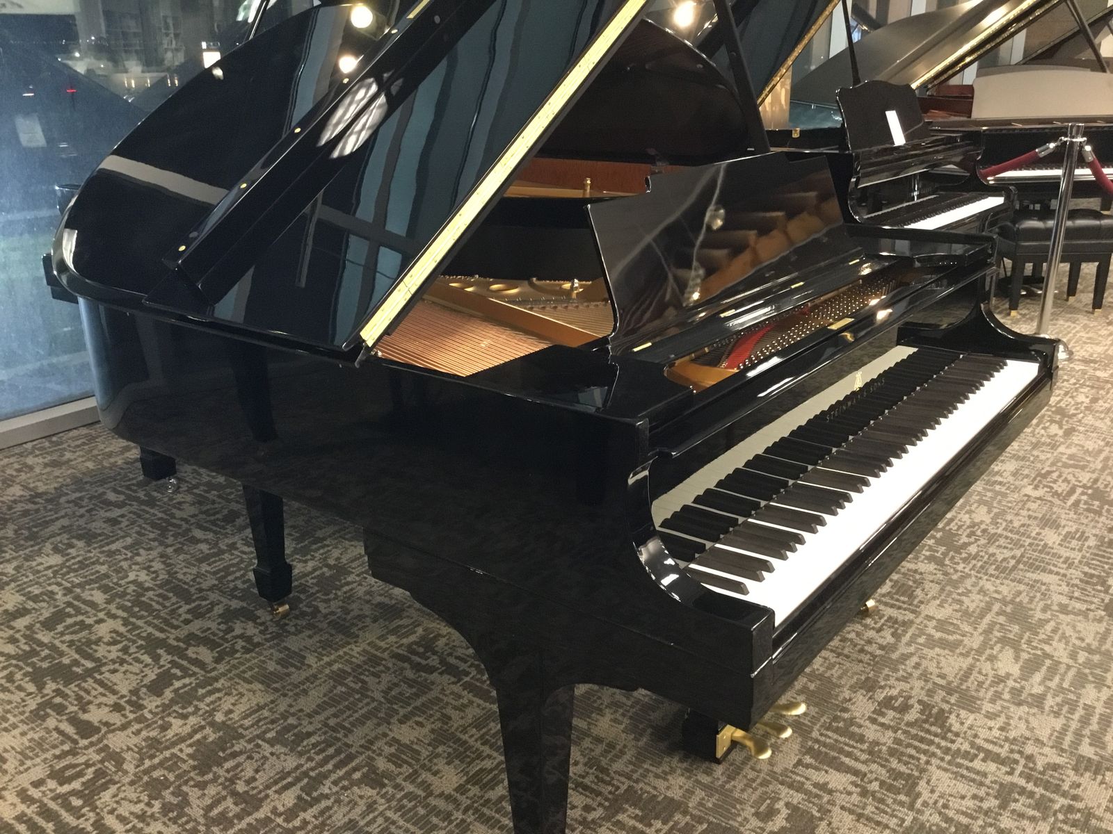 STEINWAY "M" GRAND PIANO!!!