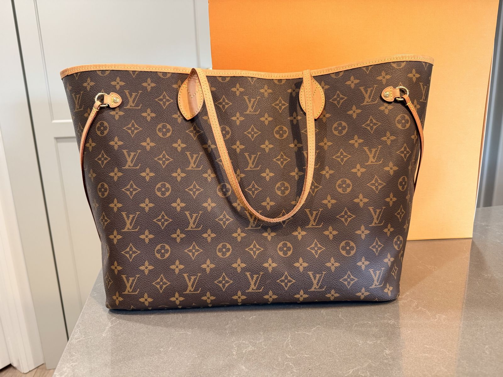 Authentic Louis Vuitton Neverfull GM