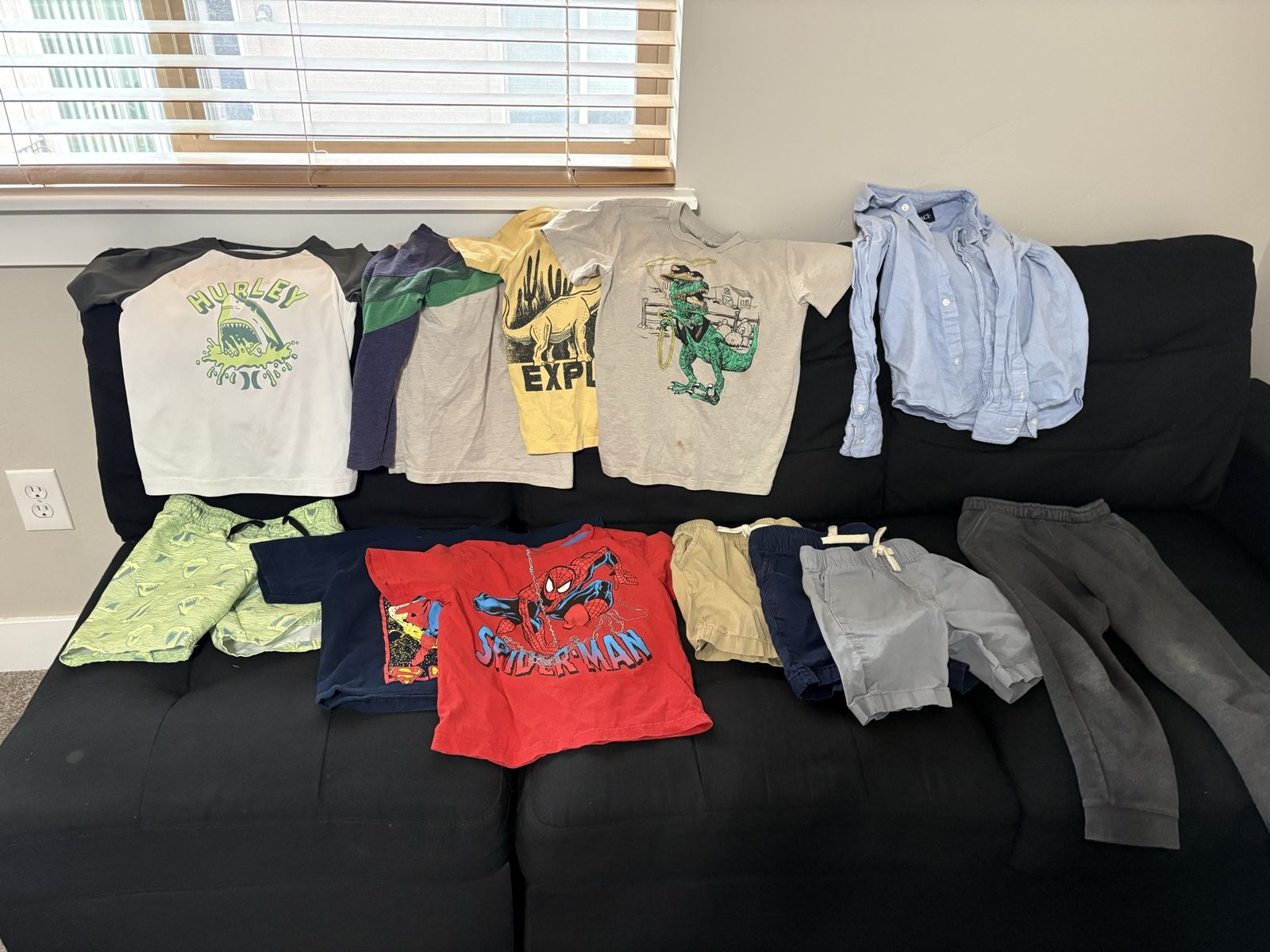 Boys size 5T clothes all in good condition