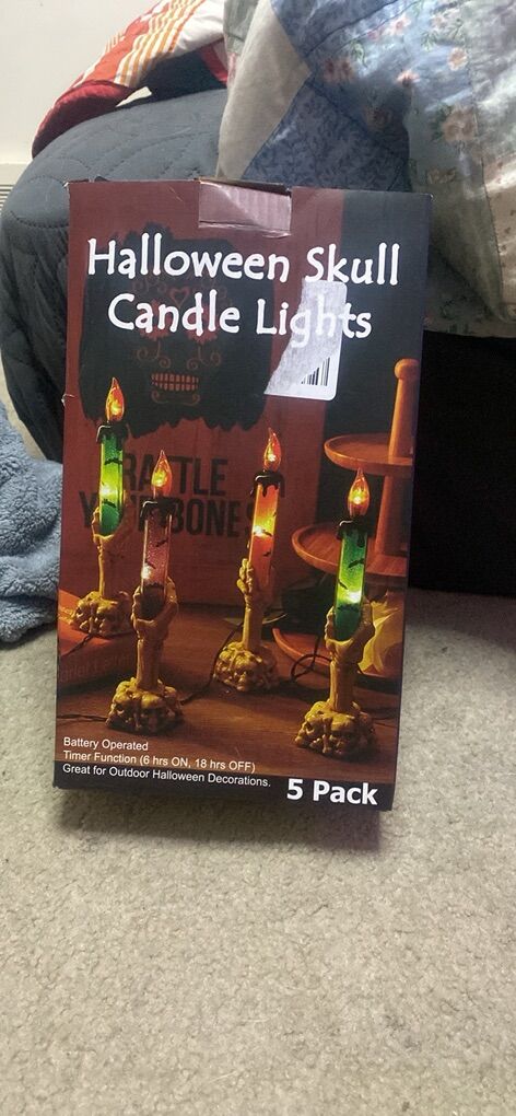 Halloween skull candle lights