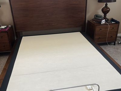 Queen Adjustable Bed base