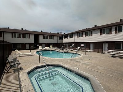 2 MENS SPOTS AT SPARKS II FOR FALL