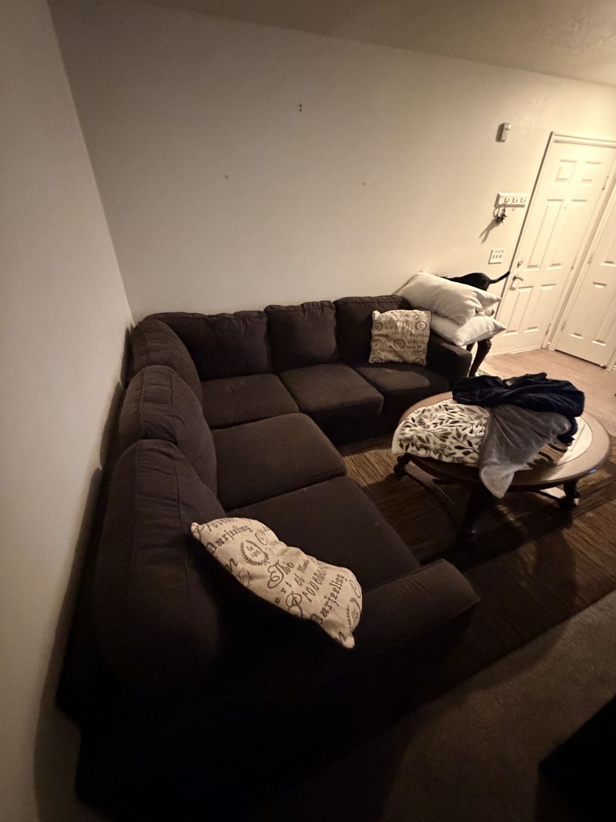 Spacious 6-Piece Dark Brown Fabric Sectional Sofa Couch with Chaise Lounge - Great Condition