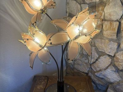 Vintage Lotus Lamp