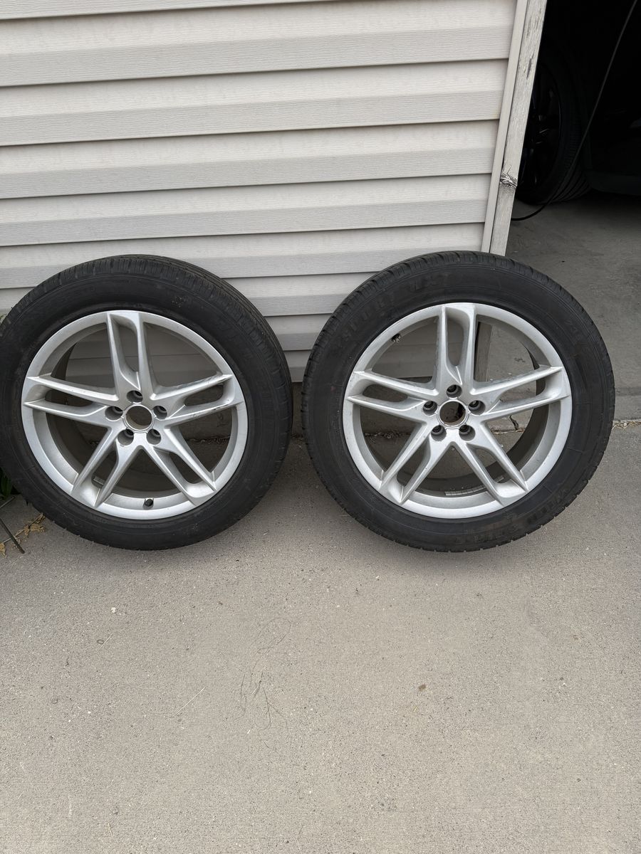 Audi OEM 19x8 Q5 Wheels