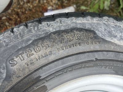 4 Good trailer rims