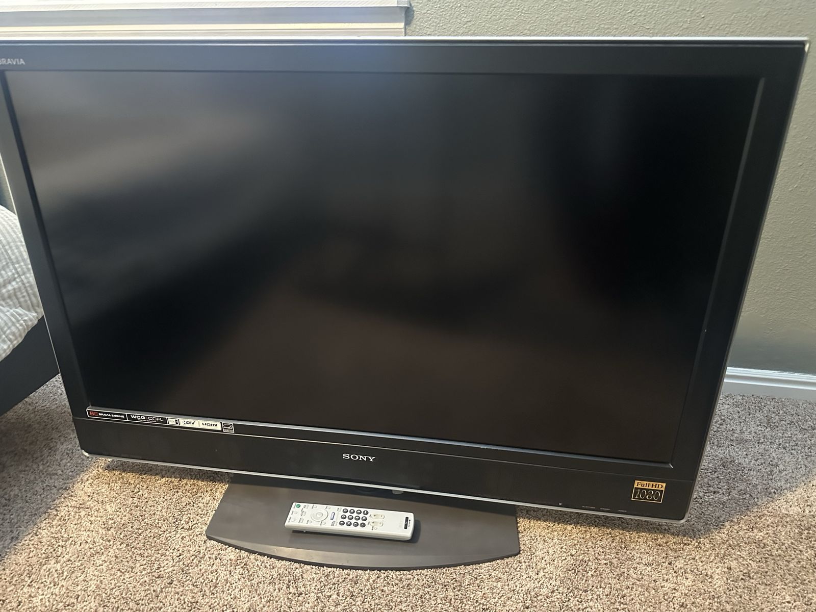 Sony Bravia 46" 1080p Full HD LCD TV (KDL-46V25L1) with Remote