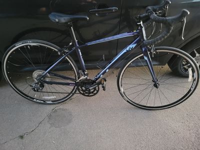 Liv avail 3 extra small