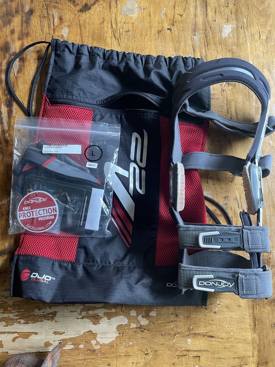 DonJoy A22 Left Knee Brace