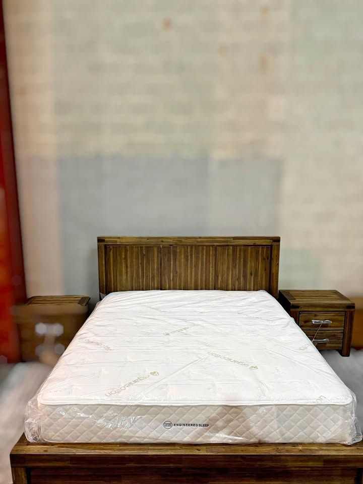 MOVING SALE – KING HYBRID MATTRESS – NEW WAREHOUSE