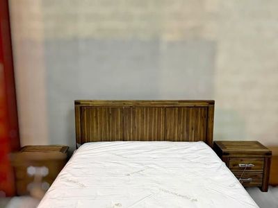 MOVING SALE – KING HYBRID MATTRESS – NEW WAREHOUSE