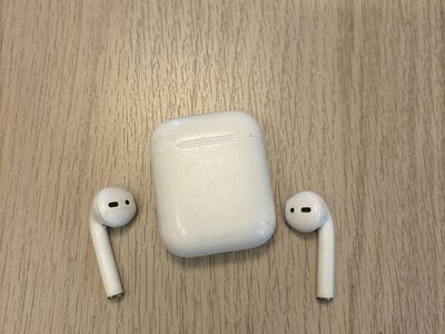 AirPods