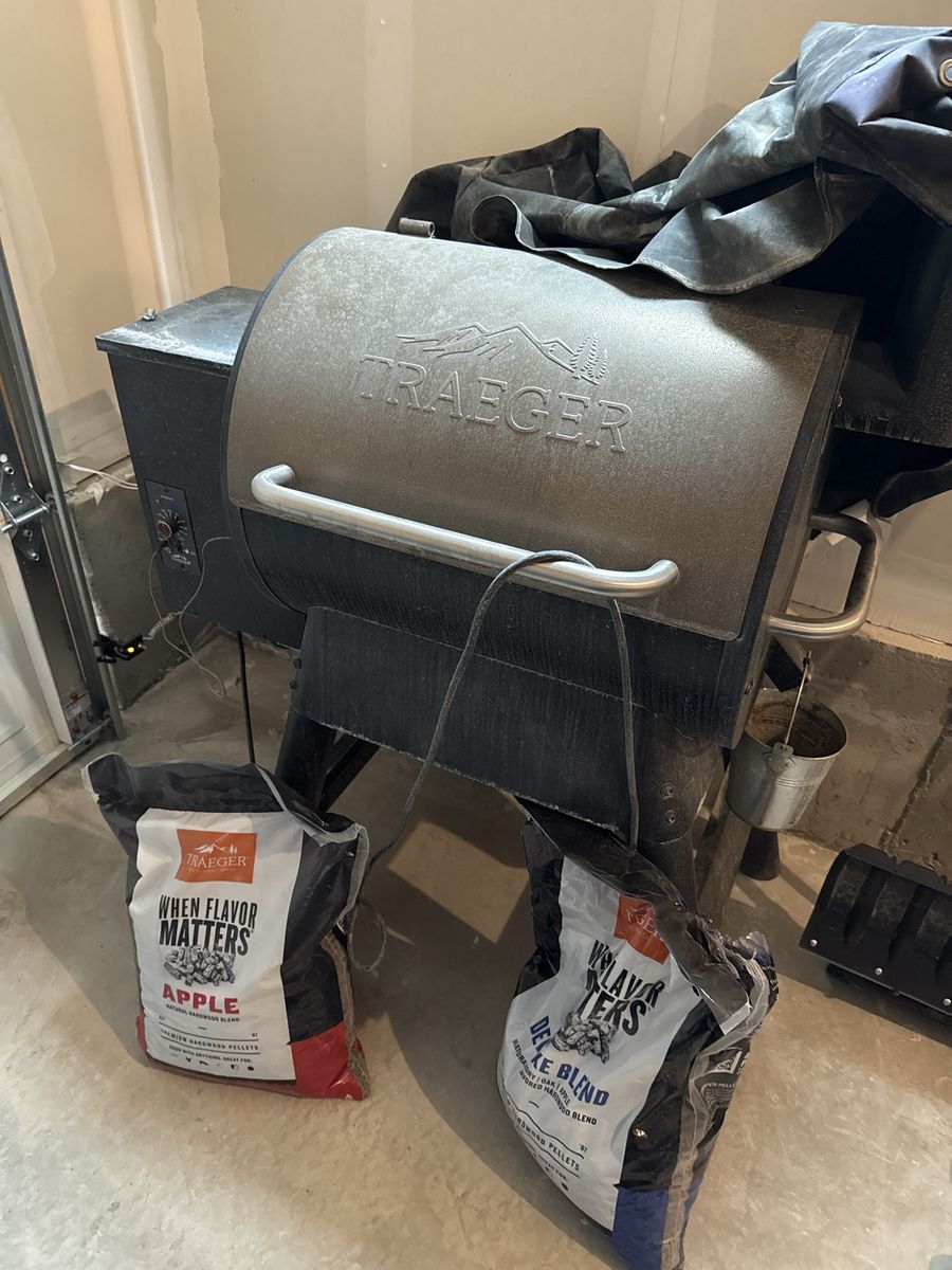 Traeger Pellet Grill w/ Pellets - Must Sell ASAP