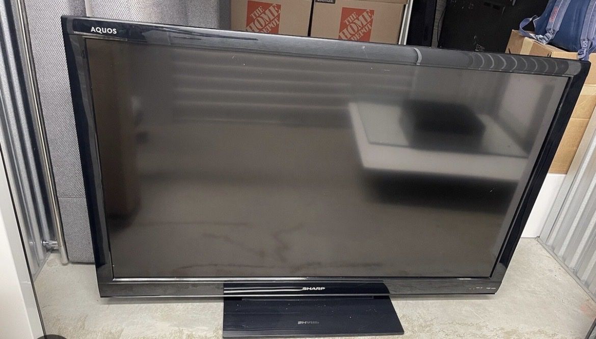 60" Sharp Tv