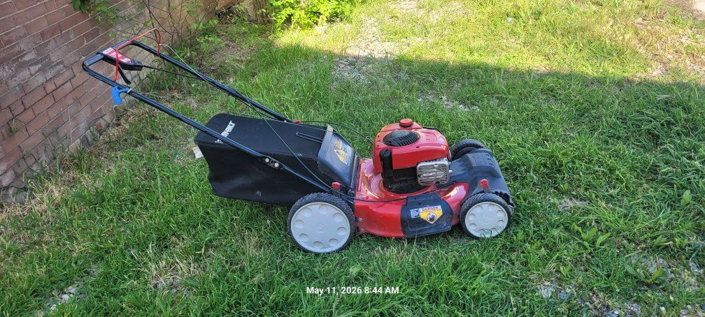 Troy bilt self propelled lawn mower