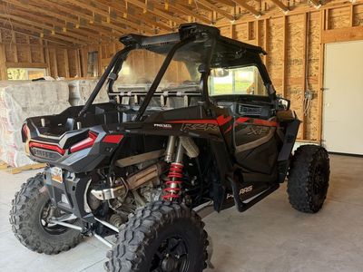 Polaris RZR XP 1000