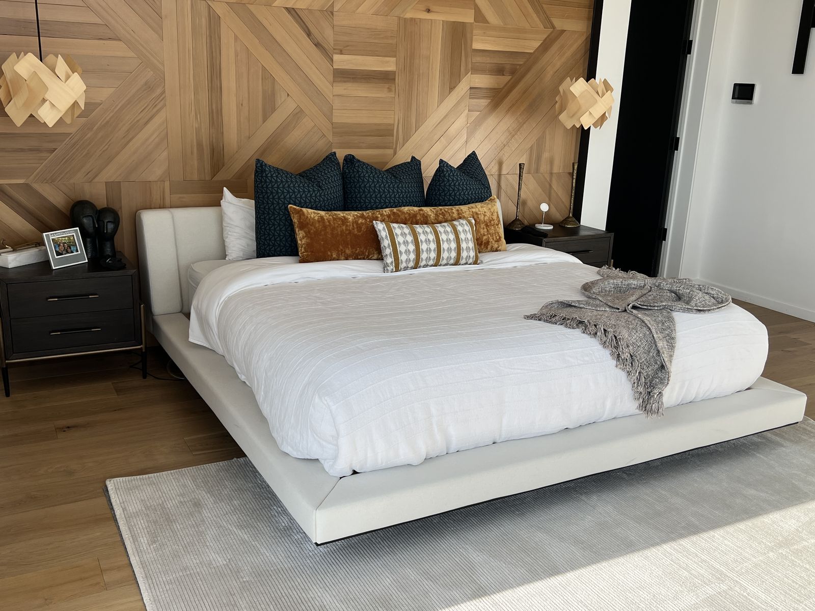 King Sized Modern Styled Platform Bed