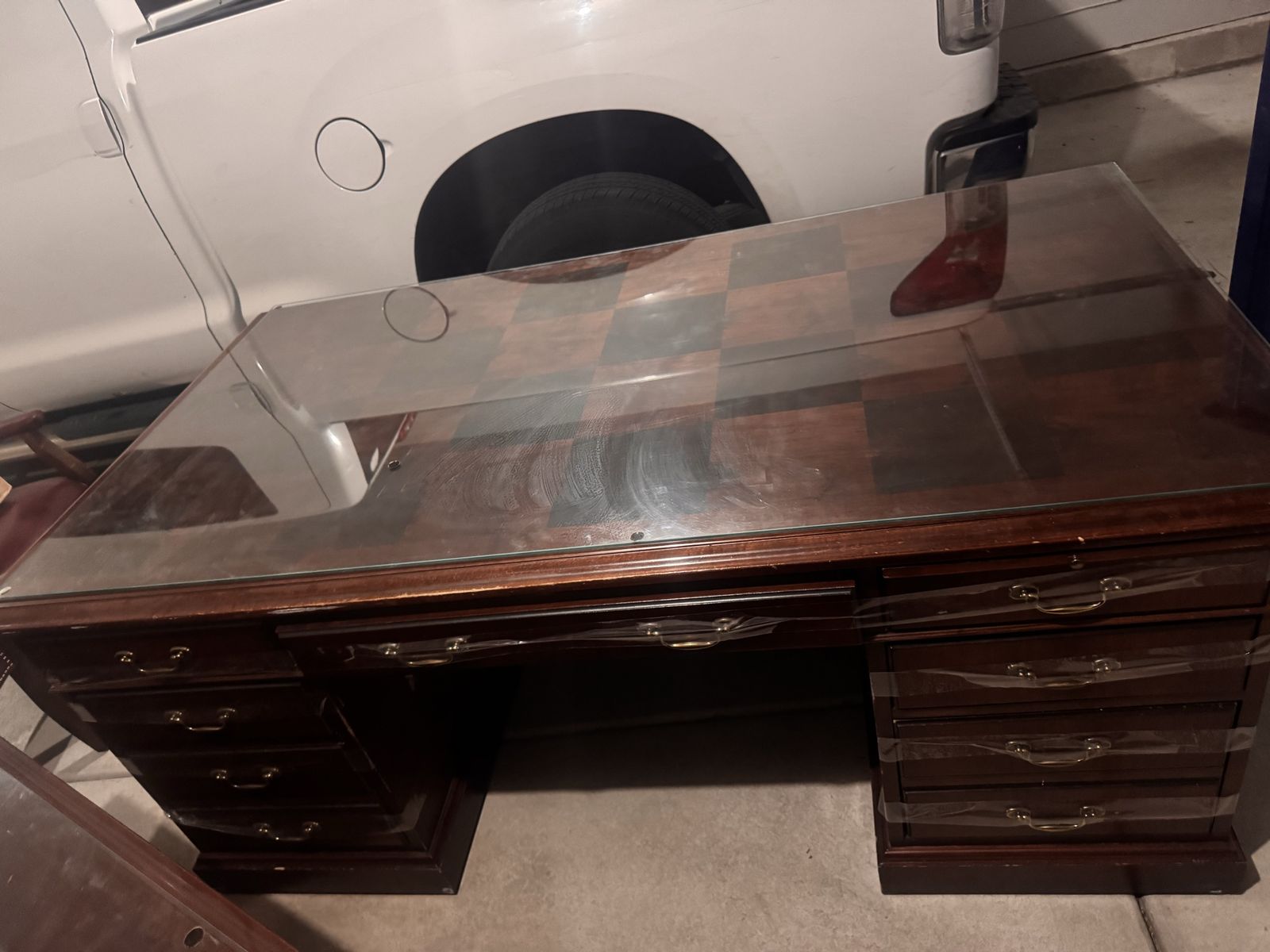 Main image 3