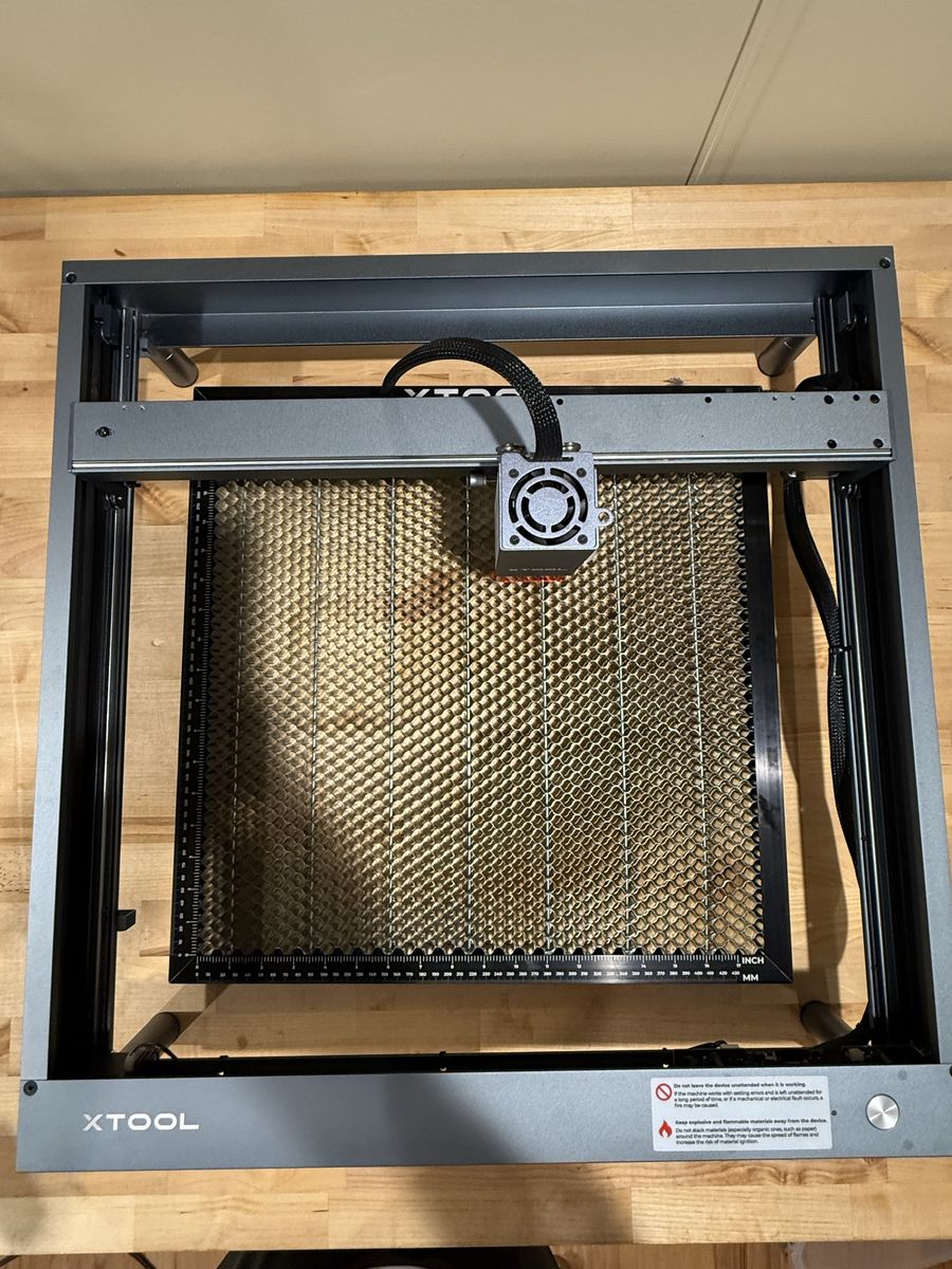 xTool D1 Laser Engraver 10w with Honeycomb Working Panel and Accessories